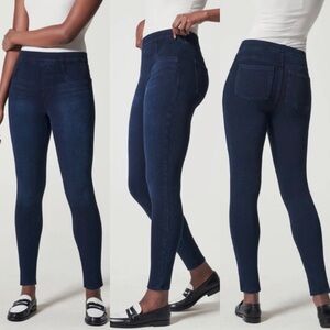 Spanx Jeanish Pull On Mid Rise Ankle Jeans Jeggings Sz S